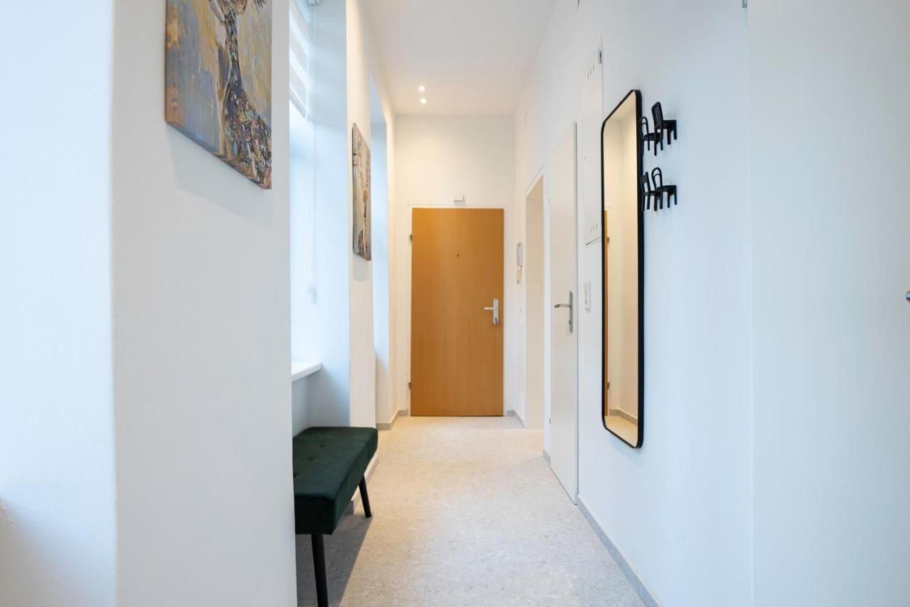Experience Fresh Comfort In Our Brand-New Apartment In Vienna'S 17Th District Kültér fotó