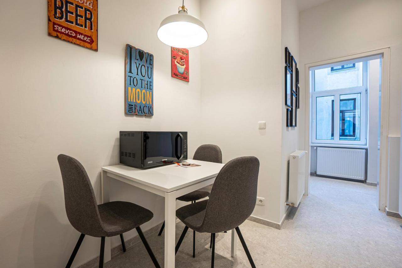 Experience Fresh Comfort In Our Brand-New Apartment In Vienna'S 17Th District Kültér fotó