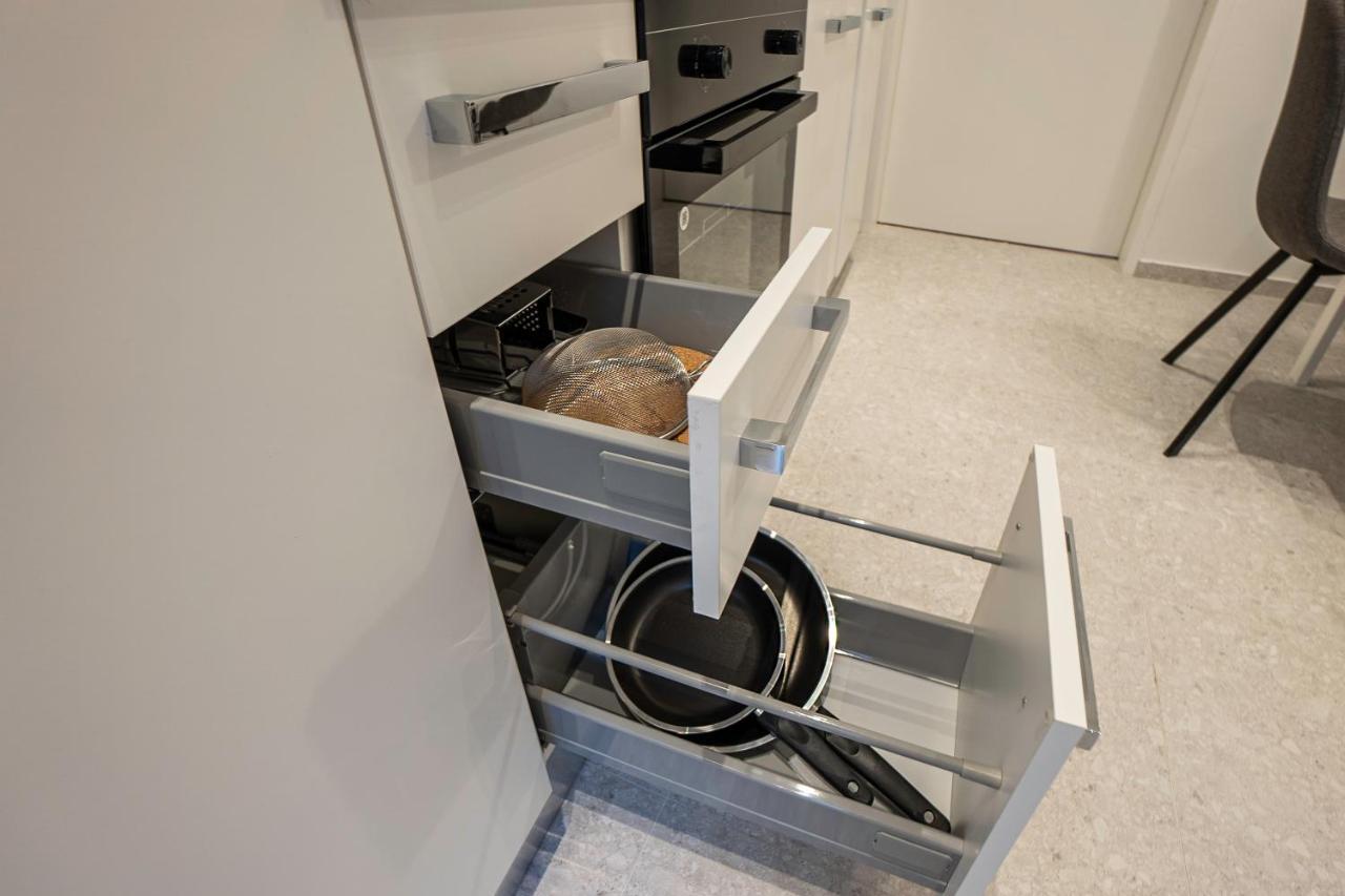 Experience Fresh Comfort In Our Brand-New Apartment In Vienna'S 17Th District Kültér fotó