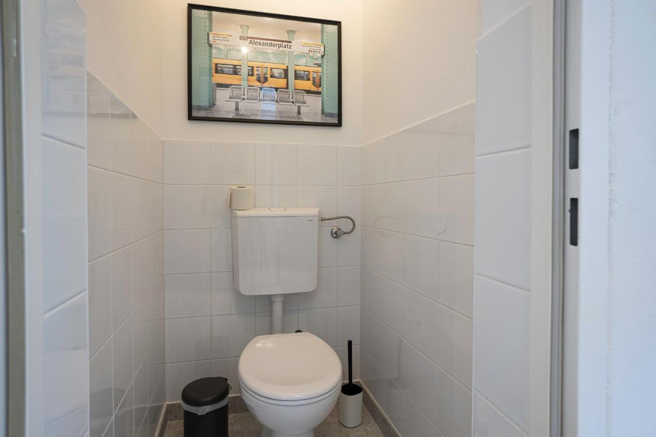 Experience Fresh Comfort In Our Brand-New Apartment In Vienna'S 17Th District Kültér fotó